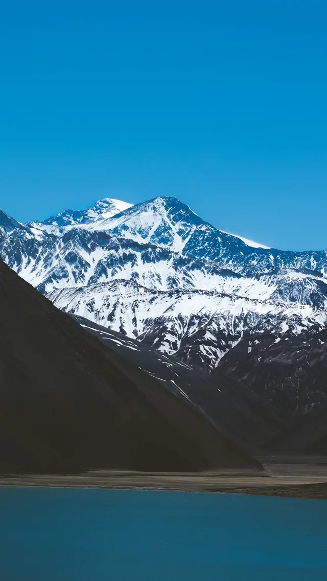 Cordillera nevada cerca de Santiago
